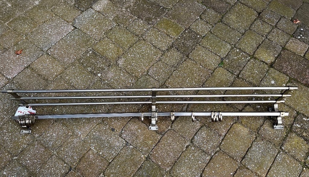 Originele jaren 30 kapstok 14 schuifbare haken vernikkeld, Ophalen