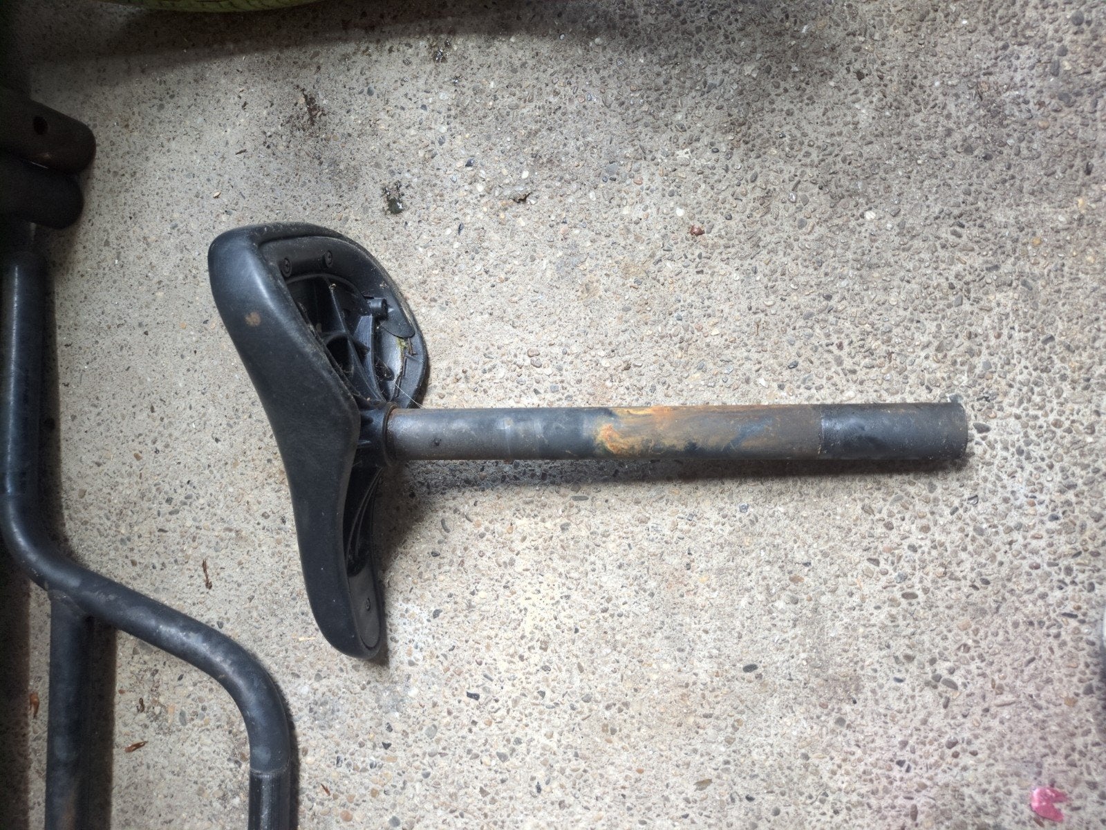 Gebruikt BMX Zadel met zadelpen, Fietsen en Brommers, Fietsonderdelen, Gebruikt, Onbekend, Kunststof, Ophalen of Verzenden
