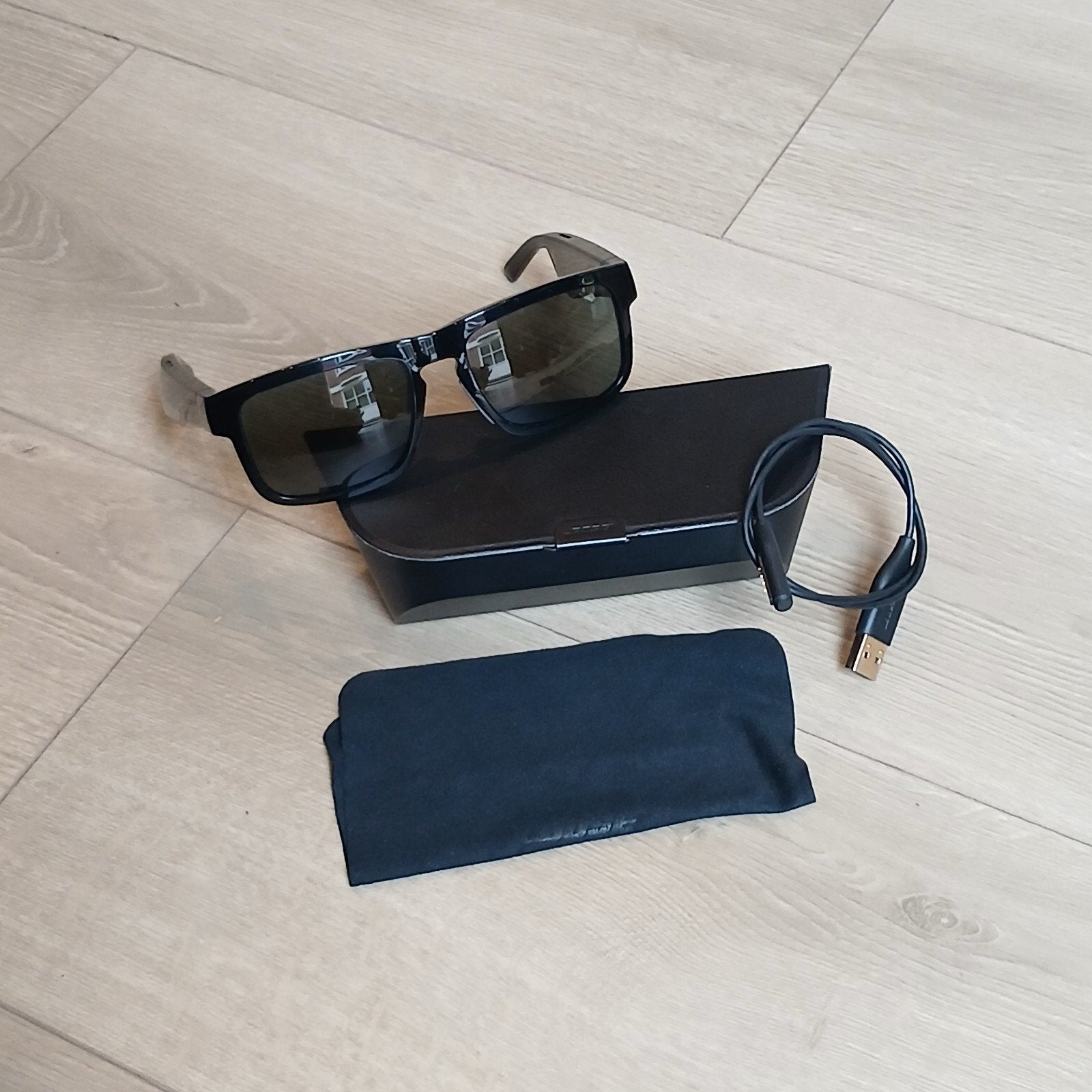 Bose Frames Tenor – Smart Audio Sunglasses (Full set), Ophalen of Verzenden, Gebruikt, Zwart, Overige merken