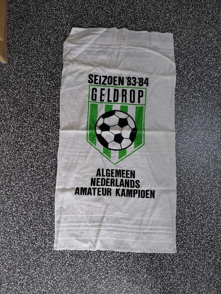 Handdoek landskampioenschap vv Geldrop seizoen 83/84, Ophalen of Verzenden