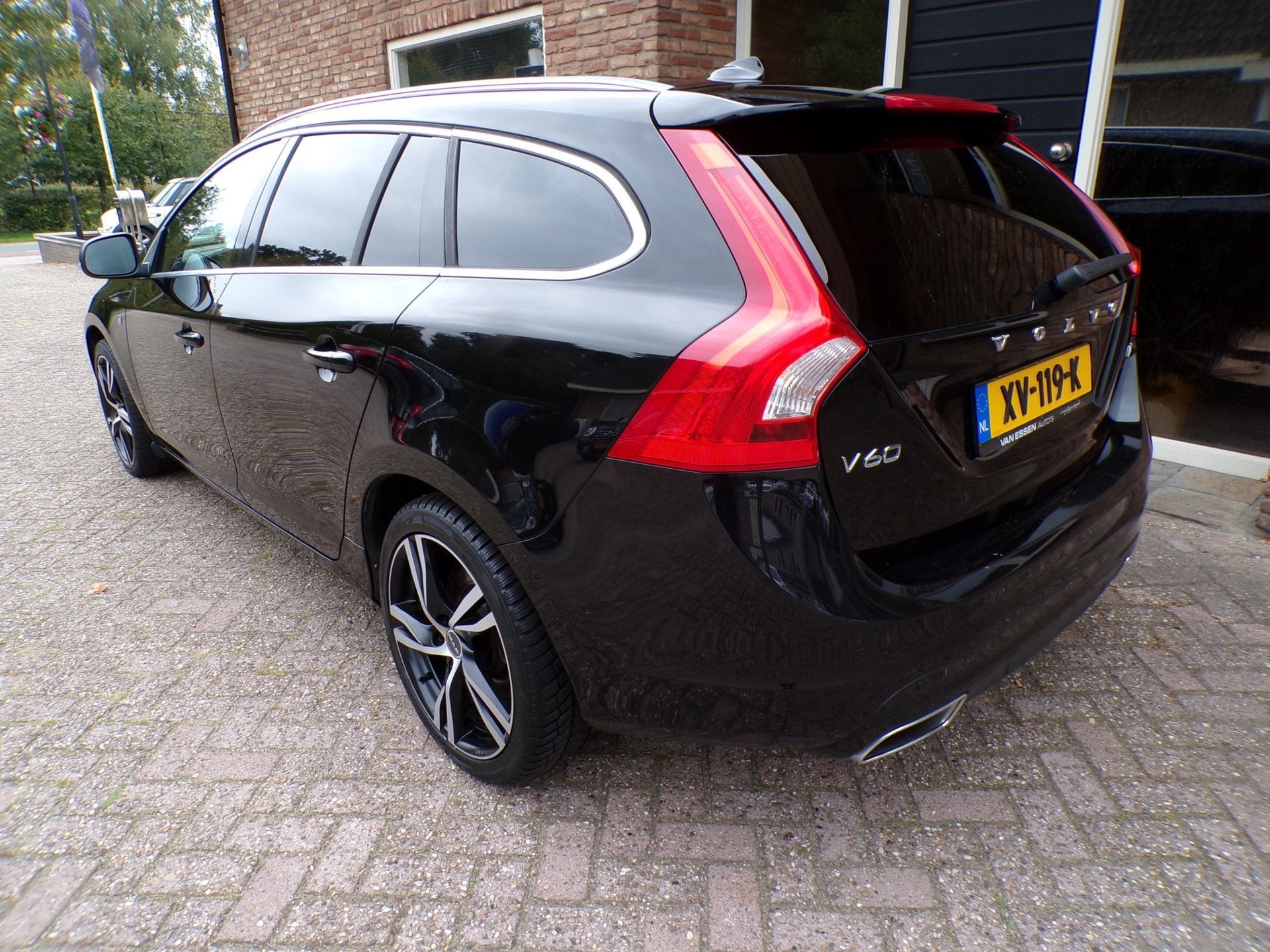 Volvo V60 2.0 D2 Ocean Race Business Leder / Navi, Auto's, Voorwielaandrijving, Dealer onderhouden, Gebruikt, 4 cilinders