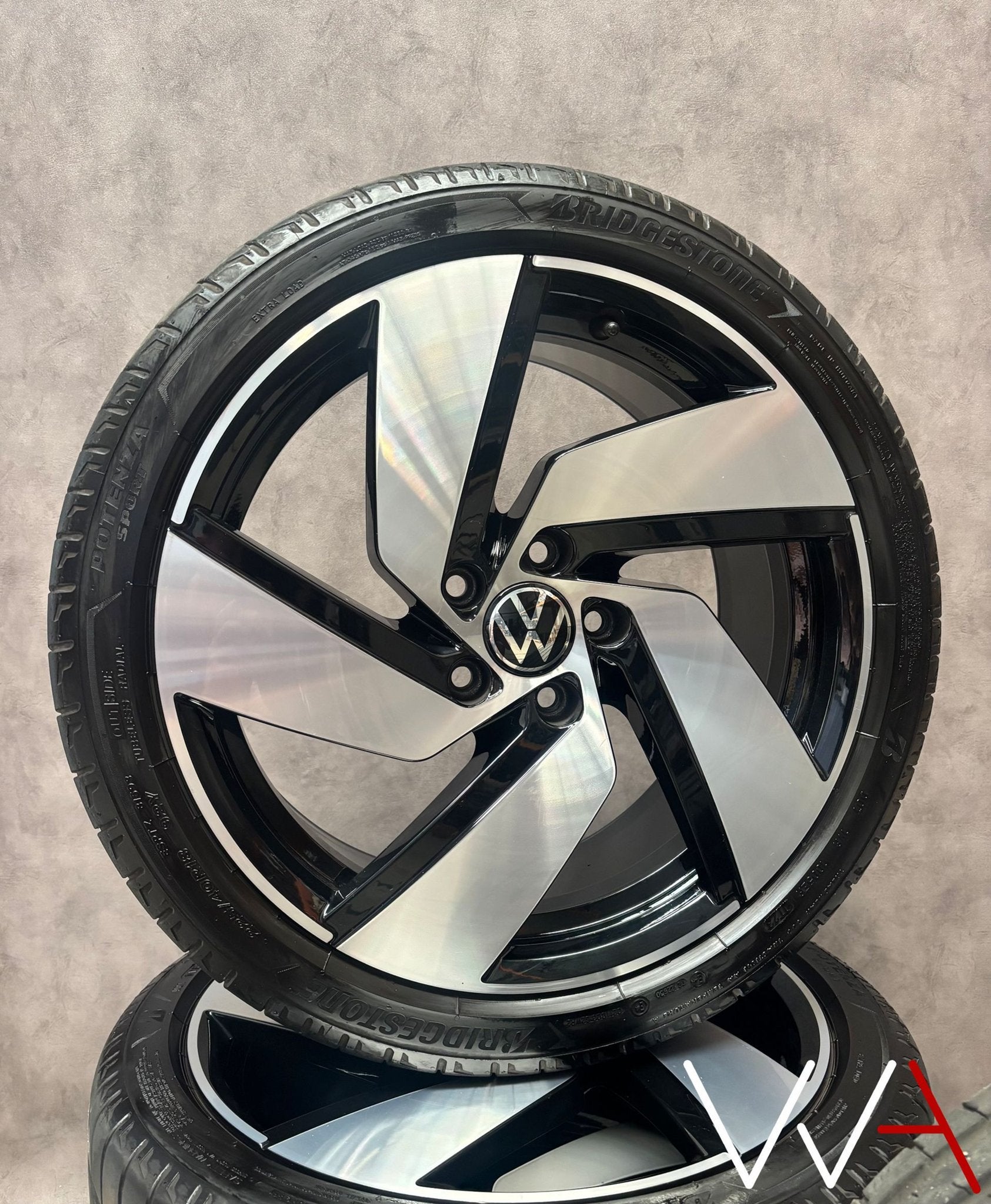 18'' Volkswagen Golf 8 GTI / GTE / GTD Richmond velgen orig., 18 inch, Gebruikt, -, -