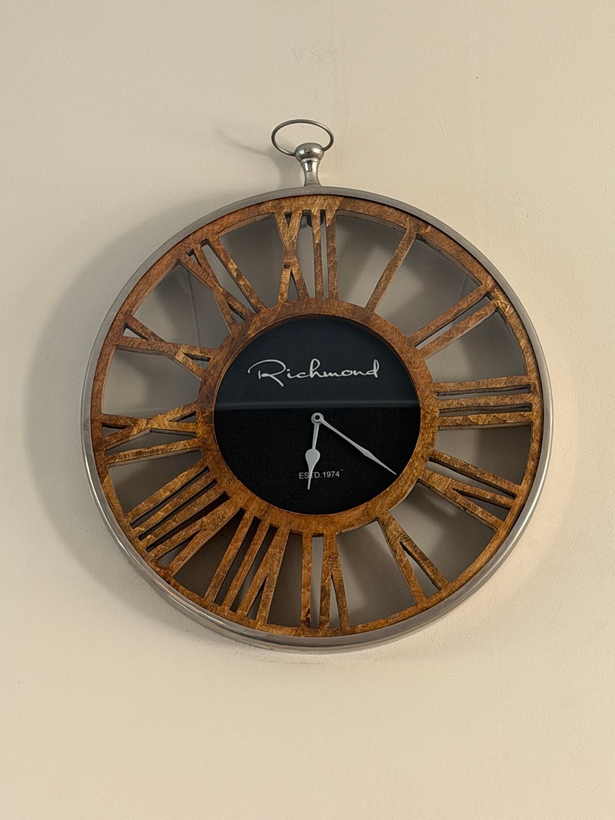 Mooie Richmond wandklok, zeer netjes en werkt goed, Ophalen, Wandklok, Zo goed als nieuw, Modern