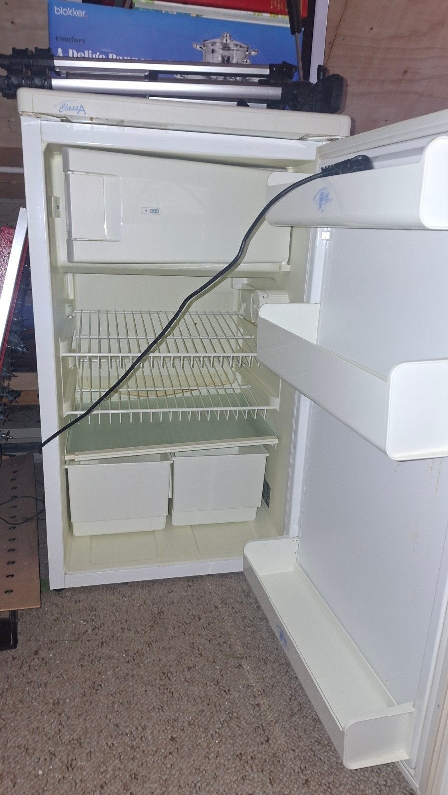 Whirlpool koelkast met vriesvak - Klasse A, Witgoed en Apparatuur, Koelkasten en IJskasten, 85 tot 120 cm, Gebruikt, 75 tot 100 liter