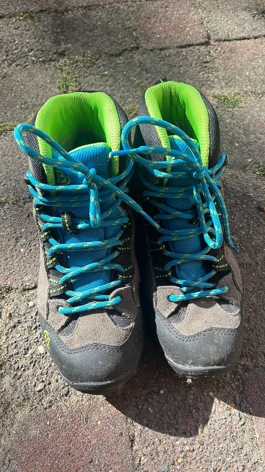 Vibram bergschoen, Ophalen, Jongen of Meisje, Schoenen, Zo goed als nieuw