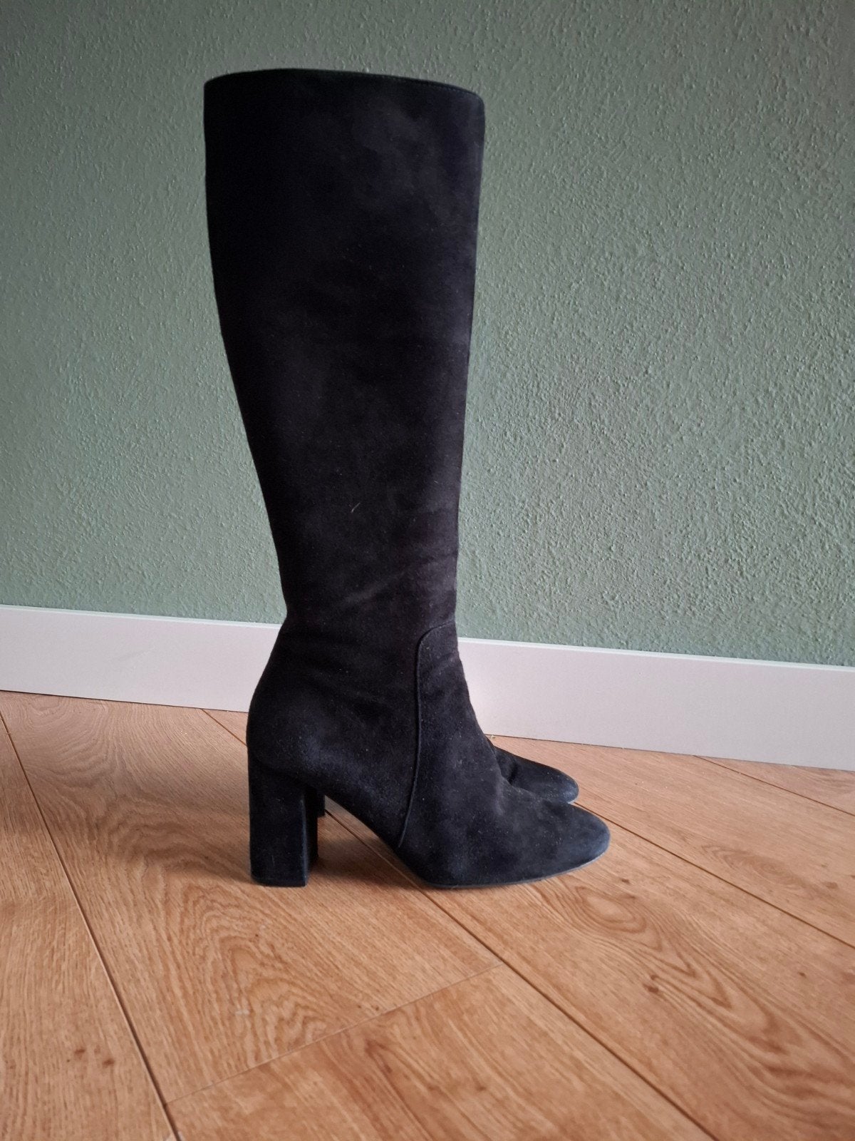 Zwarte suède Manfield laarzen met hak, maat 41, Hoge laarzen, Zwart, Ophalen of Verzenden, Manfield