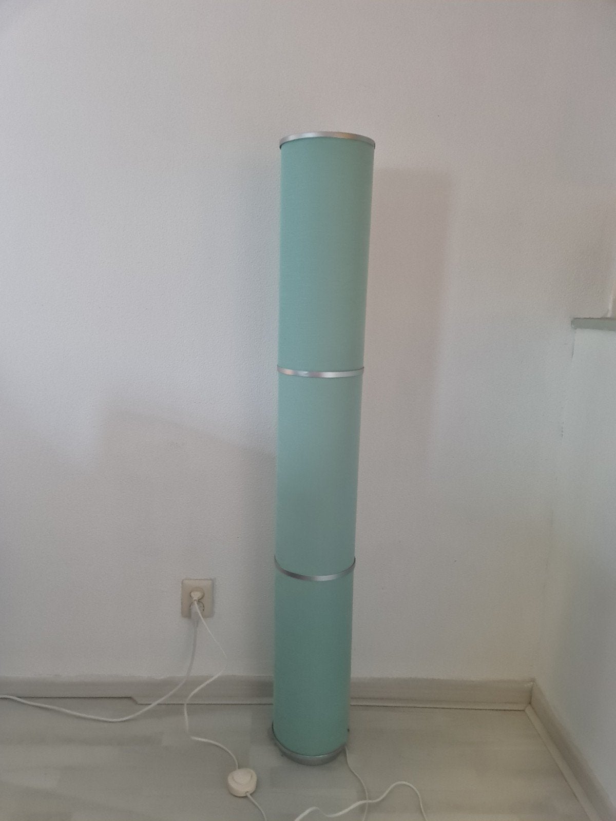 Ikea VIDJA staande vloerlamp blauw/groen/turquoise., Ophalen, Gebruikt, 100 tot 150 cm