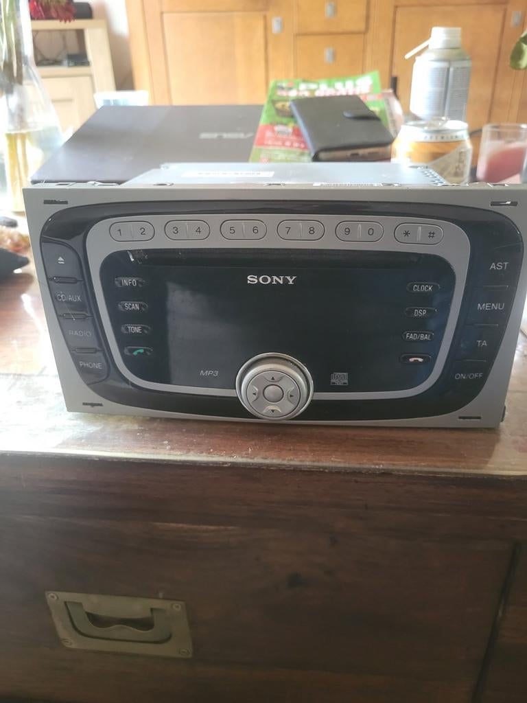 Sony autoradio met CD/AUX/MP3 functie, Ophalen of Verzenden, Gebruikt