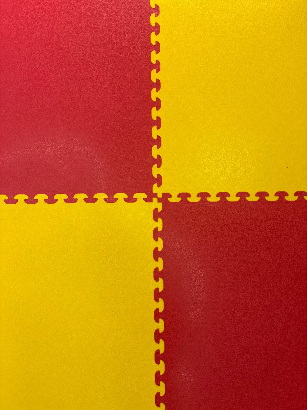 Pvc klik tegels 30m2 - Rood & Geel Go Ahead Eagles GAE, Ophalen, Zo goed als nieuw, Minder dan 5 m², 20 tot 40 cm