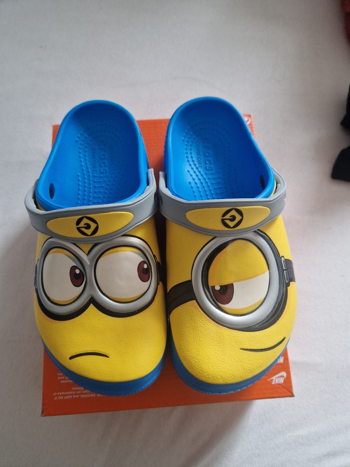 Minions Crocs Klompen - Maat 34/35 nieuw, Ophalen of Verzenden, Nieuw, Crocs, Jongen of Meisje