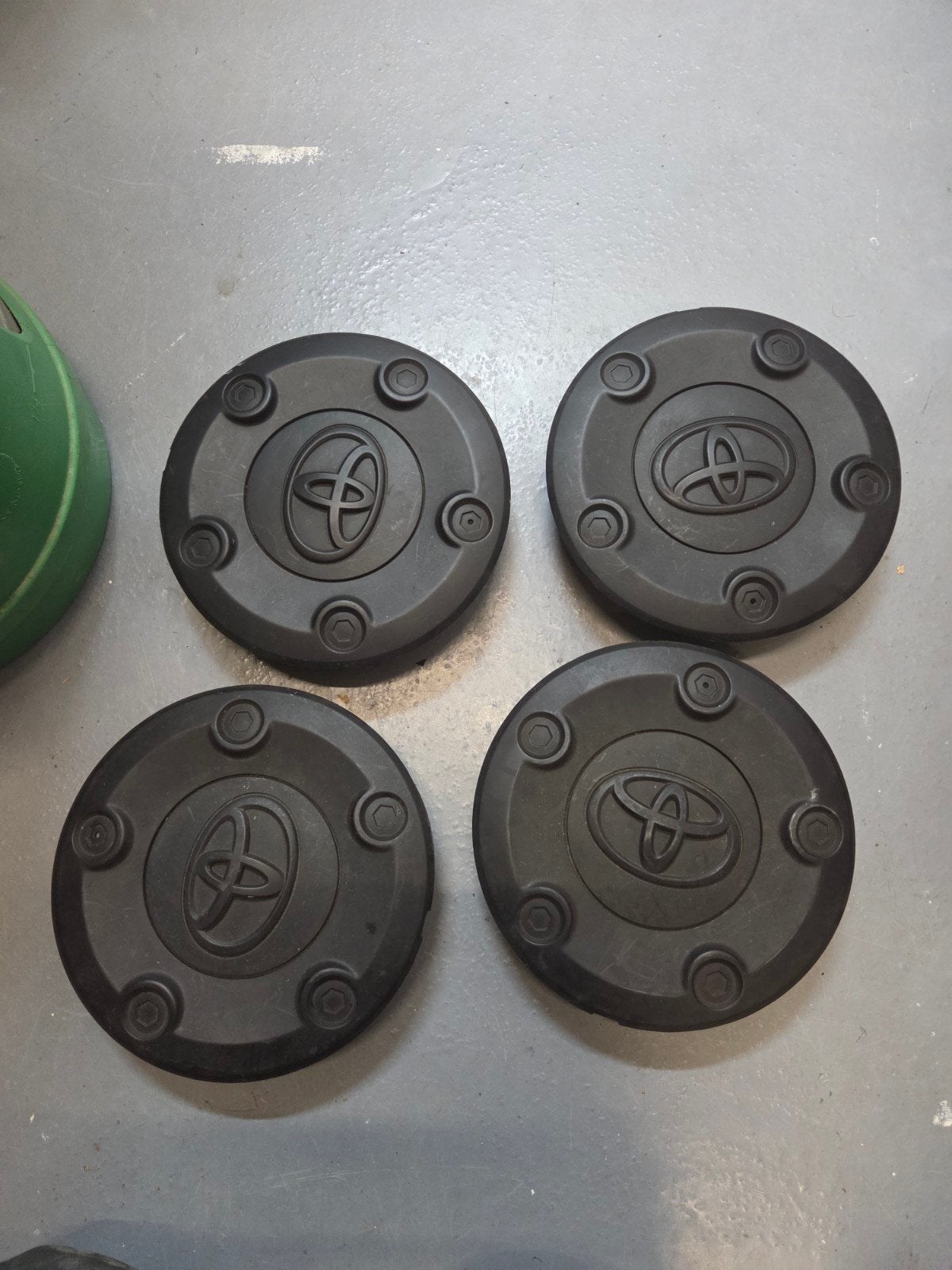 Set van 4 Toyota wieldoppen - Zwart, Ophalen of Verzenden, Gebruikt