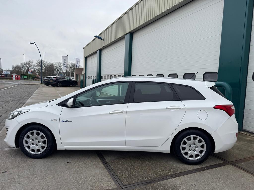 Hyundai I30 Wagon 1.6 GDI i-Motion, Auto's, Hyundai, Voorwielaandrijving, Euro 5, Gebruikt, 4 cilinders