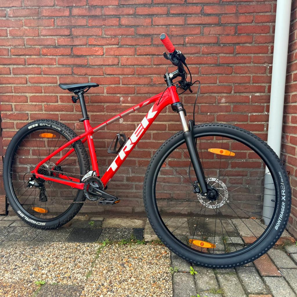Trek Marlin 5 Rood 29er Mountainbike (ML) 175-185CM, Fietsen en Brommers, Fietsen | Mountainbikes en ATB, Ophalen, Hardtail, Heren