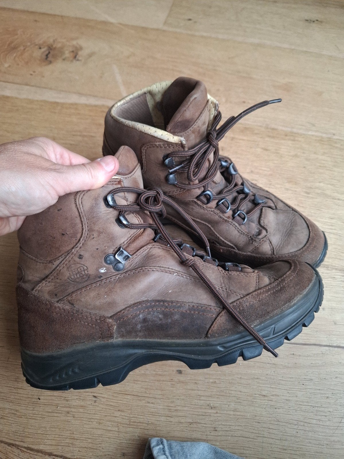 Hanwag wandelschoenen maat 41 - opnieuw verzoold, Sport en Fitness, Ophalen of Verzenden, Gebruikt, Schoenen