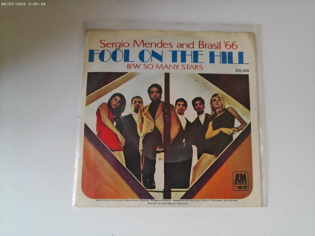 Sergio Mendes & Brasil '66 - Fool on the hill, Gebruikt, 7 inch, Single, Ophalen of Verzenden
