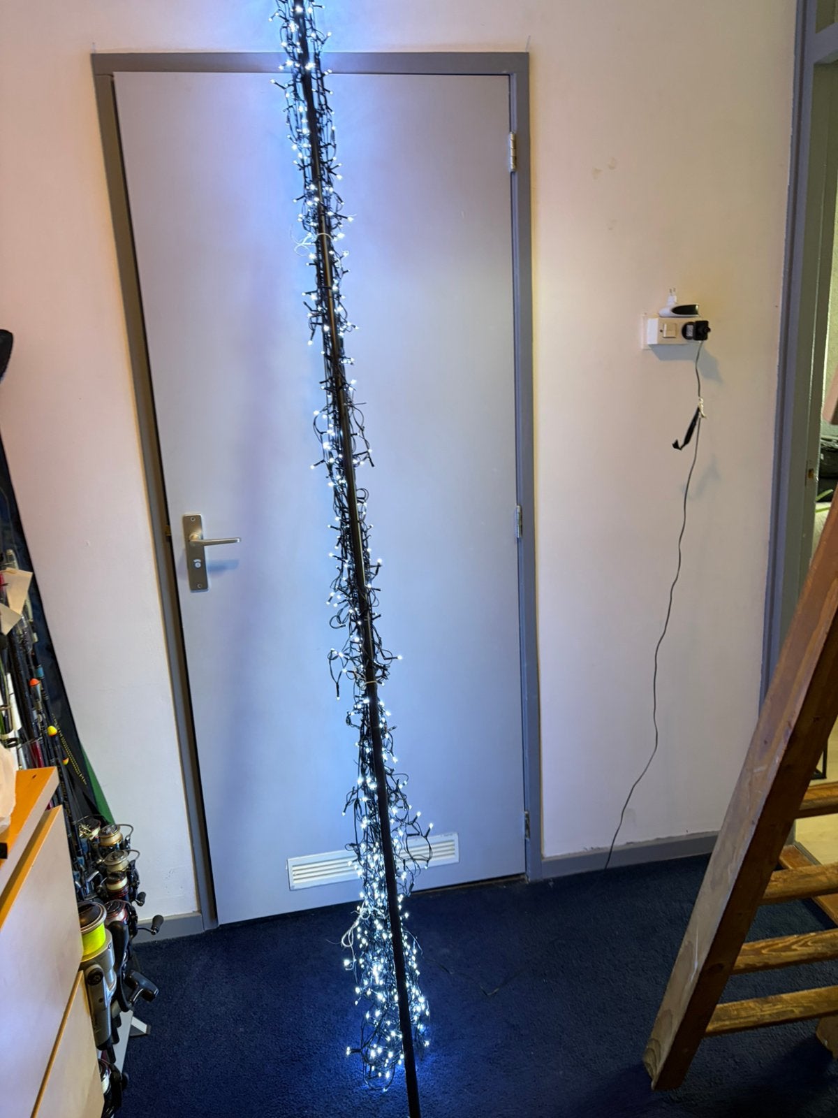 Kerstboom buiten 250 hoog, Ophalen, Zo goed als nieuw