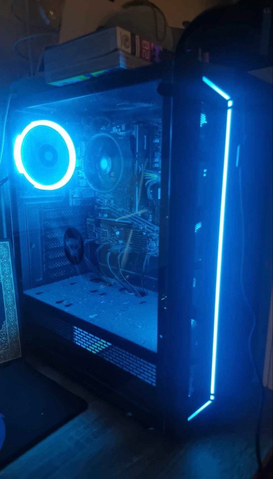 BEASTCOM Q3 Essential Gaming PC - Ryzen 5, 16GB RAM, Vega 11, Computers en Software, Ophalen of Verzenden, Zo goed als nieuw, Gaming