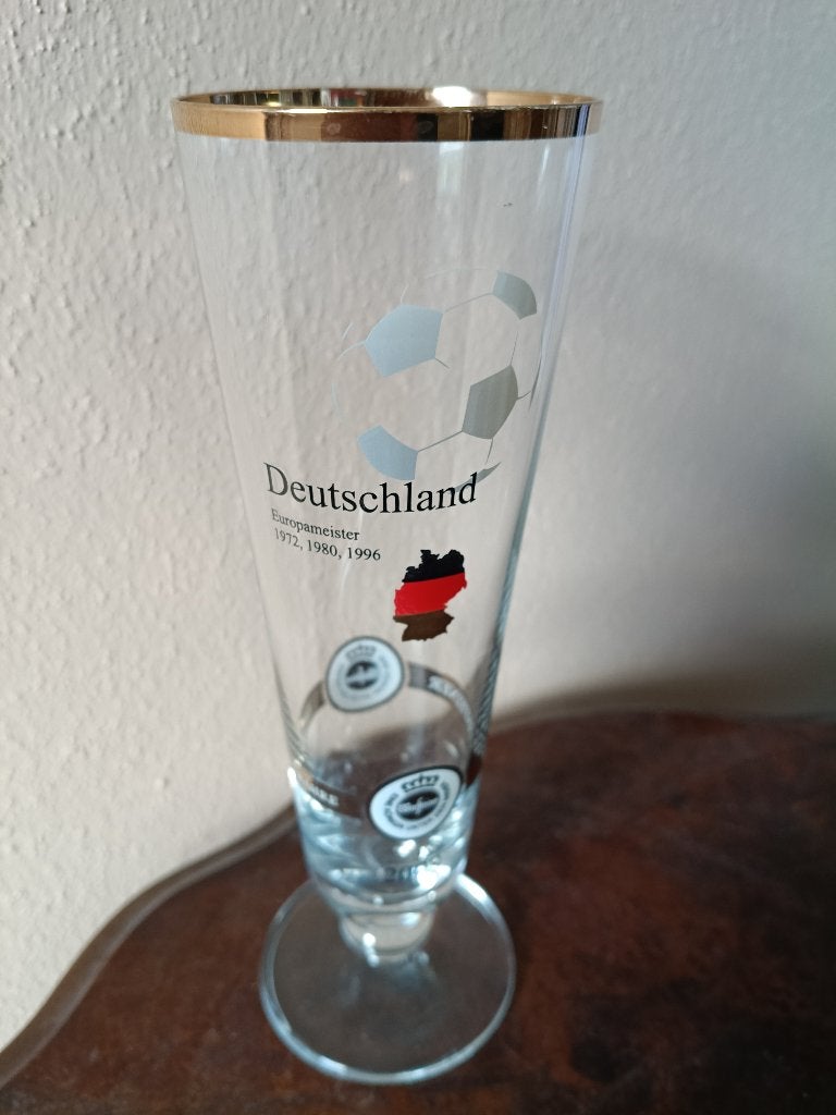 2 Warsteiner EK glas 2008 Duitsland Europees Kampioen, Ophalen of Verzenden, Zo goed als nieuw, Glas of Glazen, Overige merken