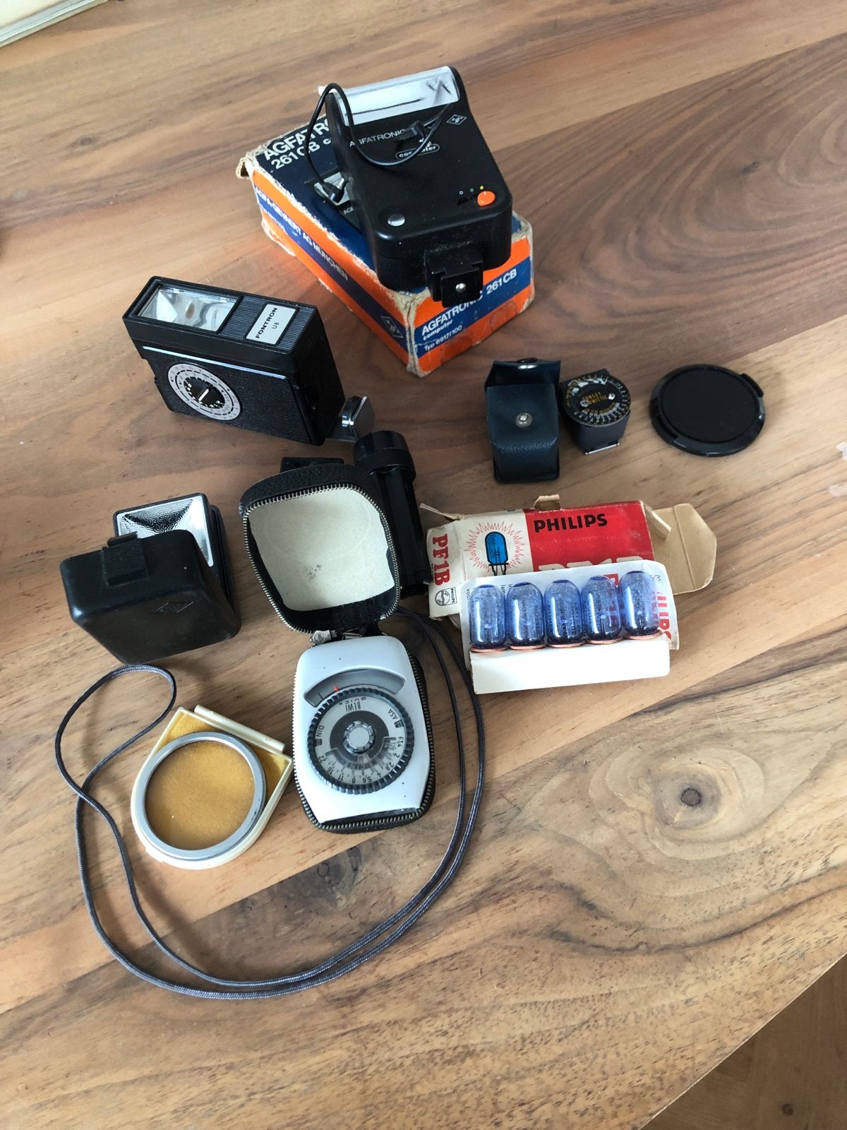 Vintage camera accessoires: flitsers, lichtmeter, filters, Ophalen of Verzenden, Gebruikt, Overige merken