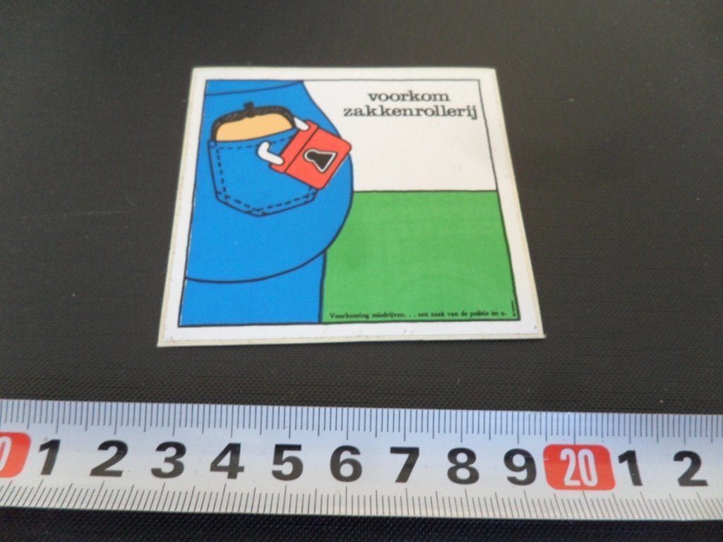 sticker Politie Voorkom zakkenrollerij, Ophalen, Zo goed als nieuw