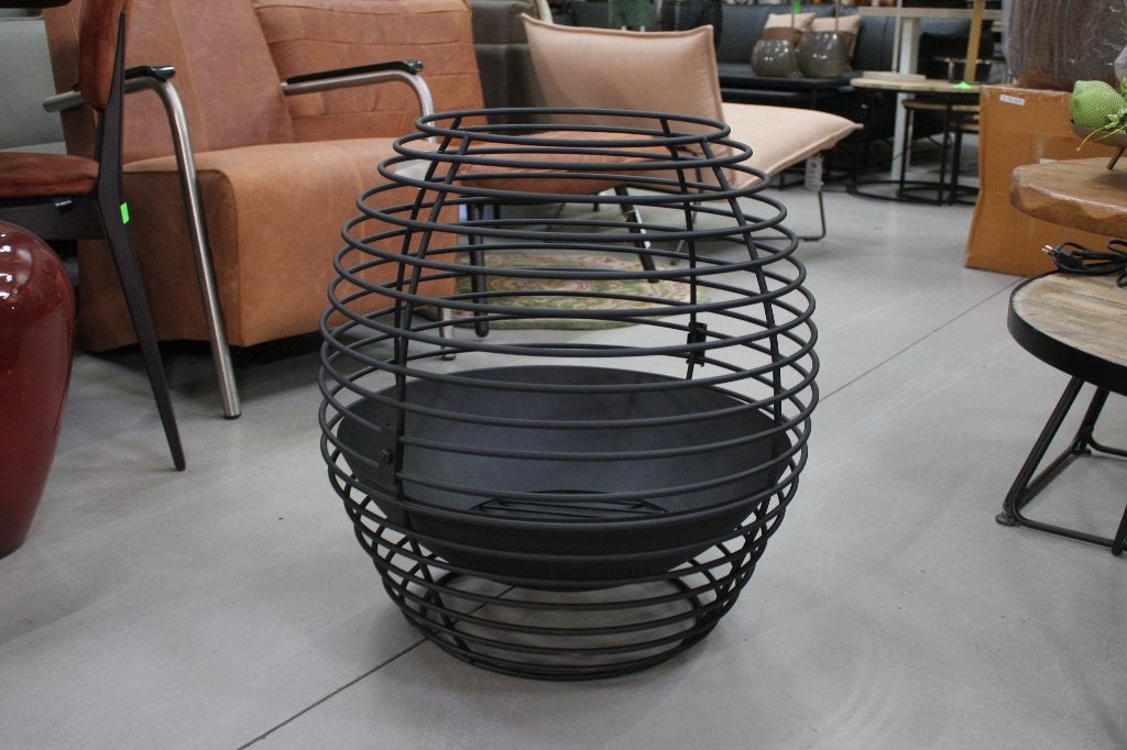 Zwarte ronde metalen vuurkorf buitenkachel tuinhaard, Ophalen of Verzenden, Nieuw