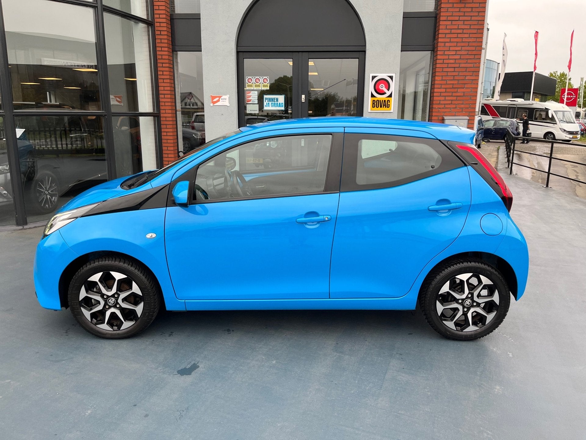 Toyota Aygo 1.0 VVT-i x-joy LMV AIRCO AUTOMAAT, Auto's, Gebruikt, Euro 6, Bedrijf, 19 km/l