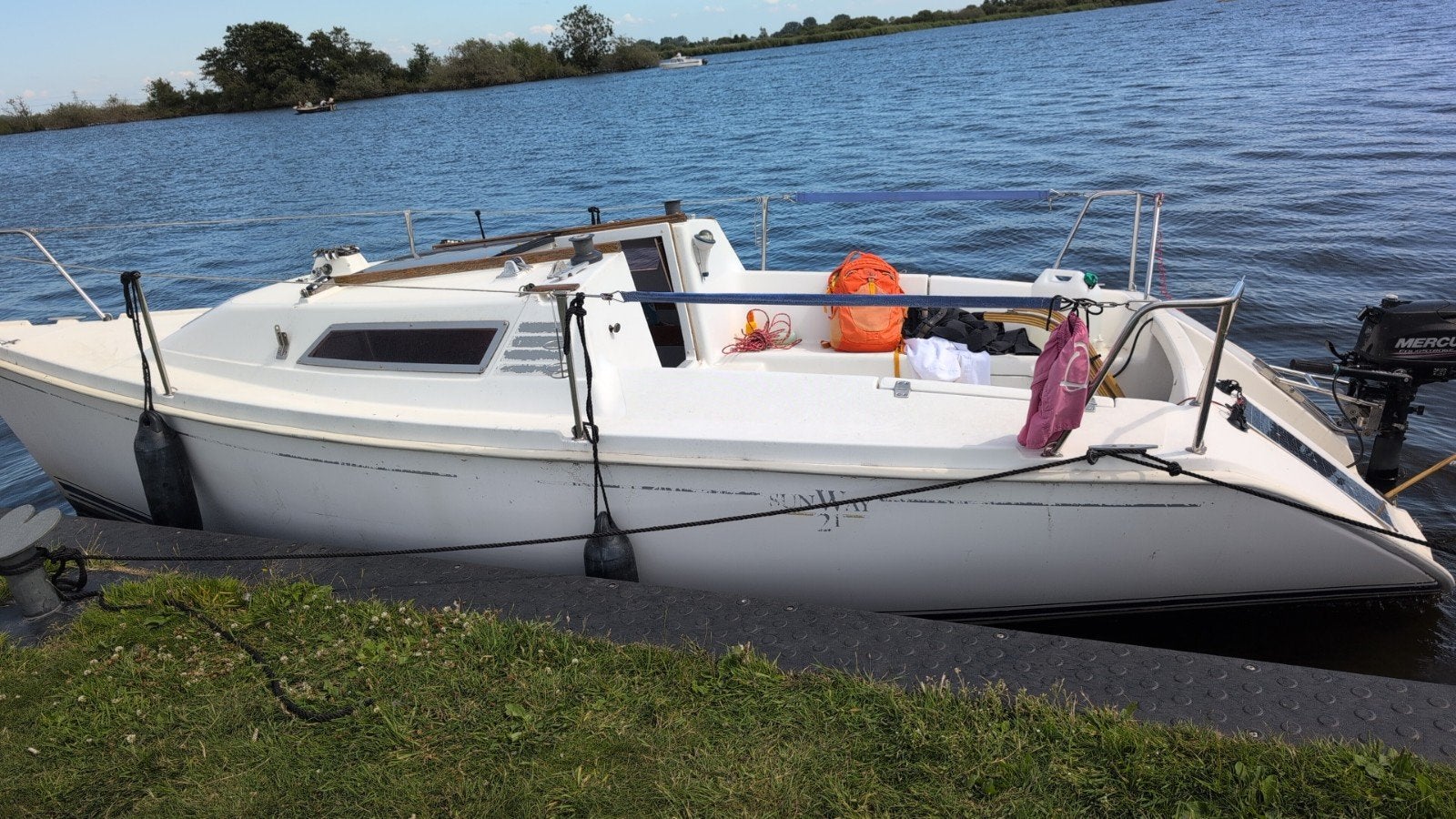 Jeanneau Sunway 21 zeilboot met 5 pk Mercury 4-takt, Gebruikt, Viertaktmotor, 60 cm, 1.50 - 1.70 meter