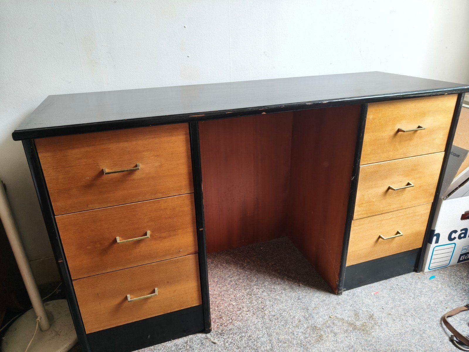 Retro/ vintage bureau, Huis en Inrichting, Ophalen, Gebruikt
