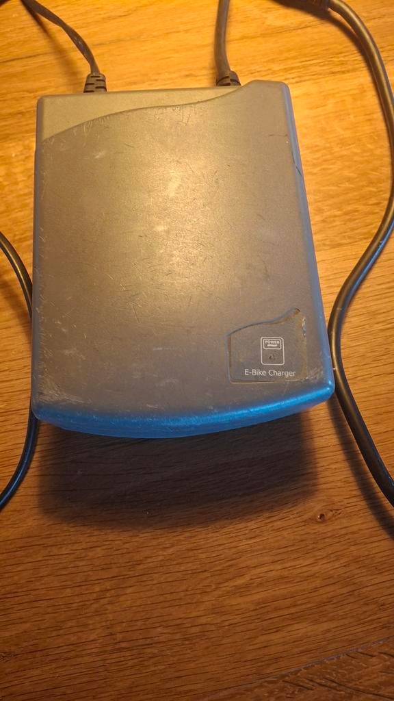 E-bike acculader, Ophalen of Verzenden