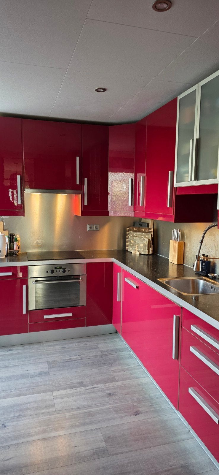Ikea Faktum Keuken - Hoogglans Rood met Apparatuur, Ophalen, Gebruikt, Overige materialen, Hoekkeuken