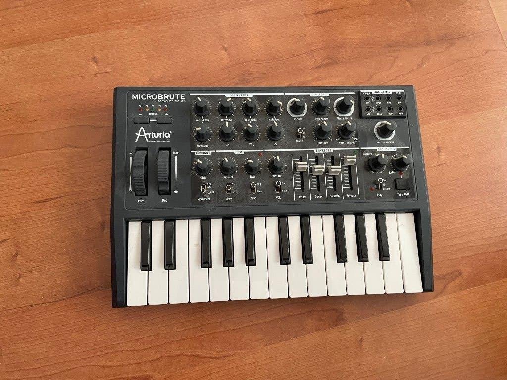 Arturia MicroBrute Analoge Synthesizer, Muziek en Instrumenten, Ophalen of Verzenden, Gebruikt, Overige aantallen, Overige merken