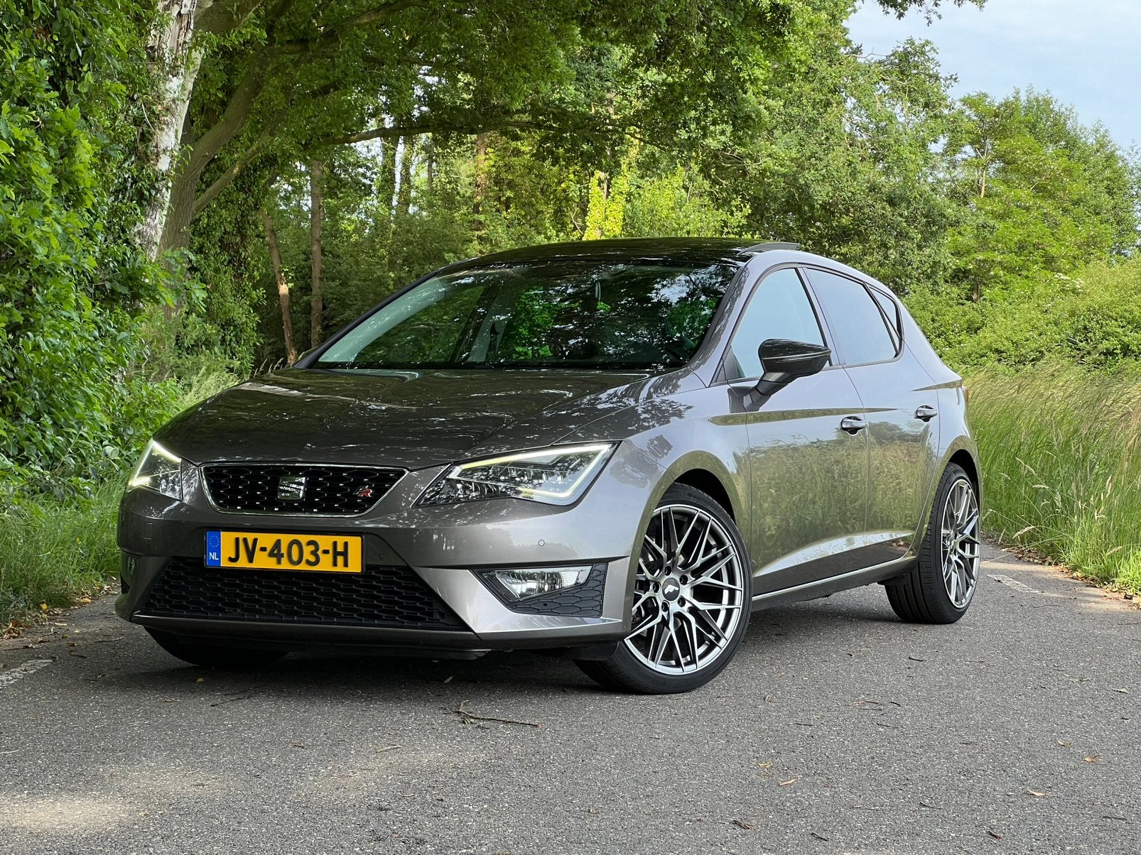 Seat Leon FR 1.4TSI ACT 150pk Dsg7 Pano, led, 18inch wielen., 4 cilinders, 150 pk, Leon, 1395 cc
