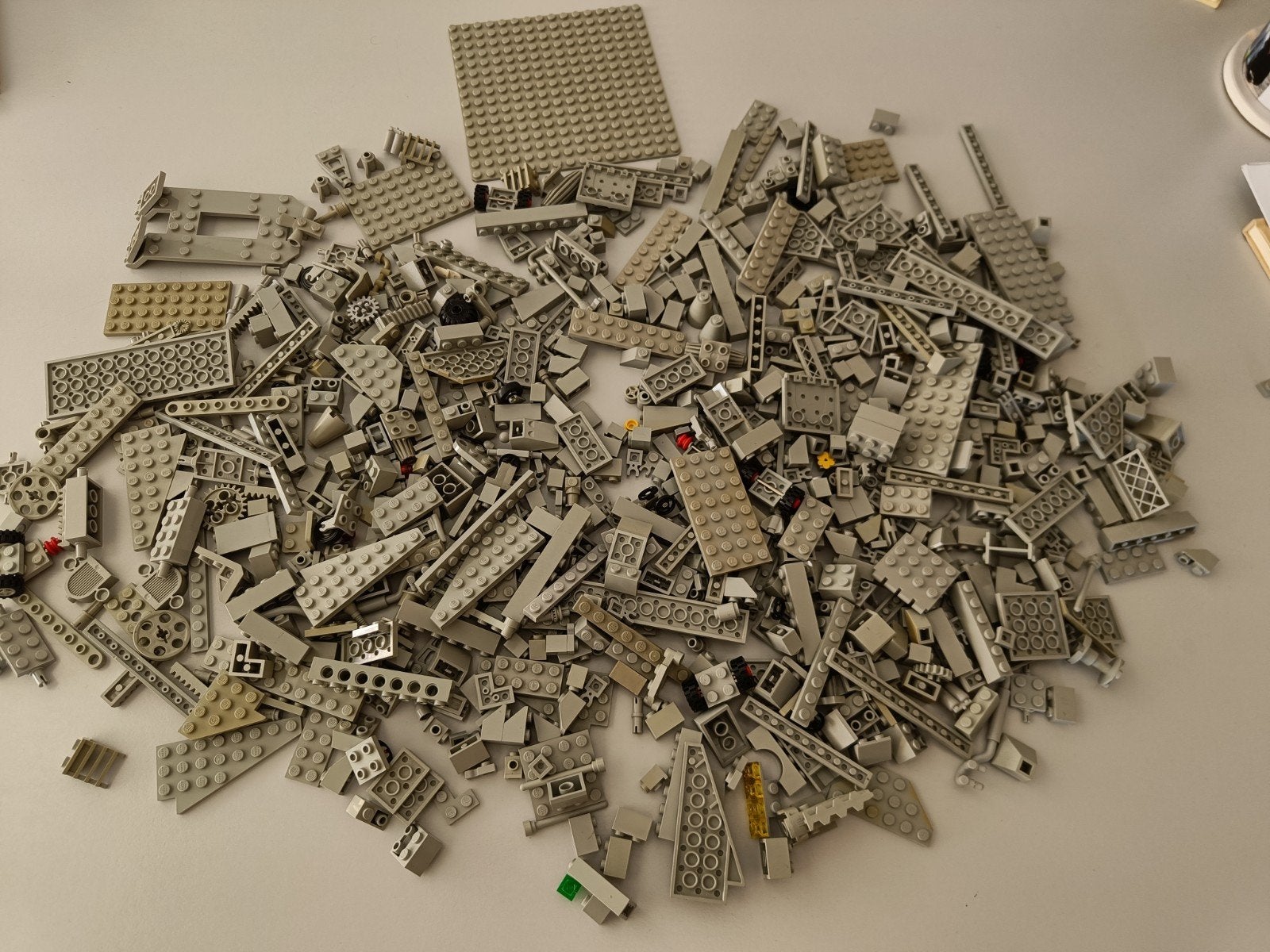 Lego 750 gram lichtgrijze onderdelen, Castle/Space etc, Ophalen of Verzenden, Gebruikt, Losse stenen, Lego