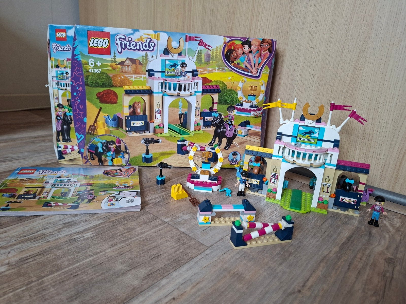 Lego friends 41367 Stefanie's paarden concours, Ophalen of Verzenden, Zo goed als nieuw