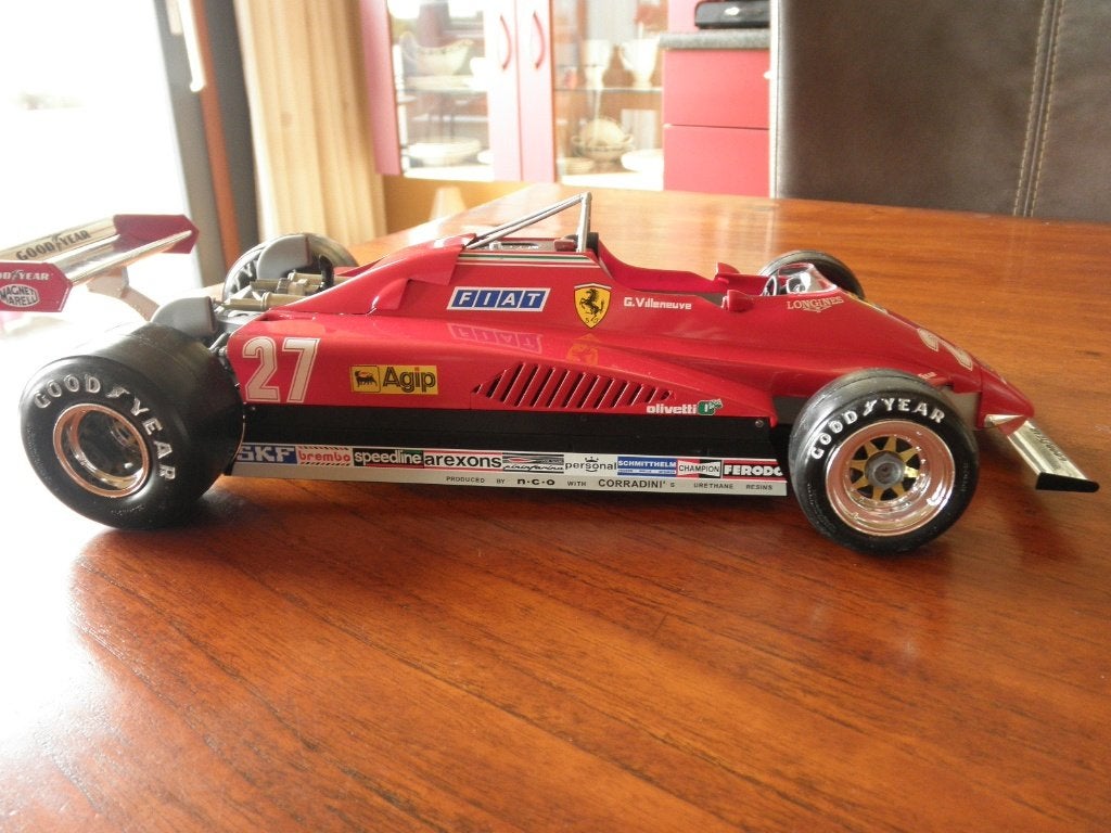 Foto 10 van Formule 1 cars schaal 1:12
