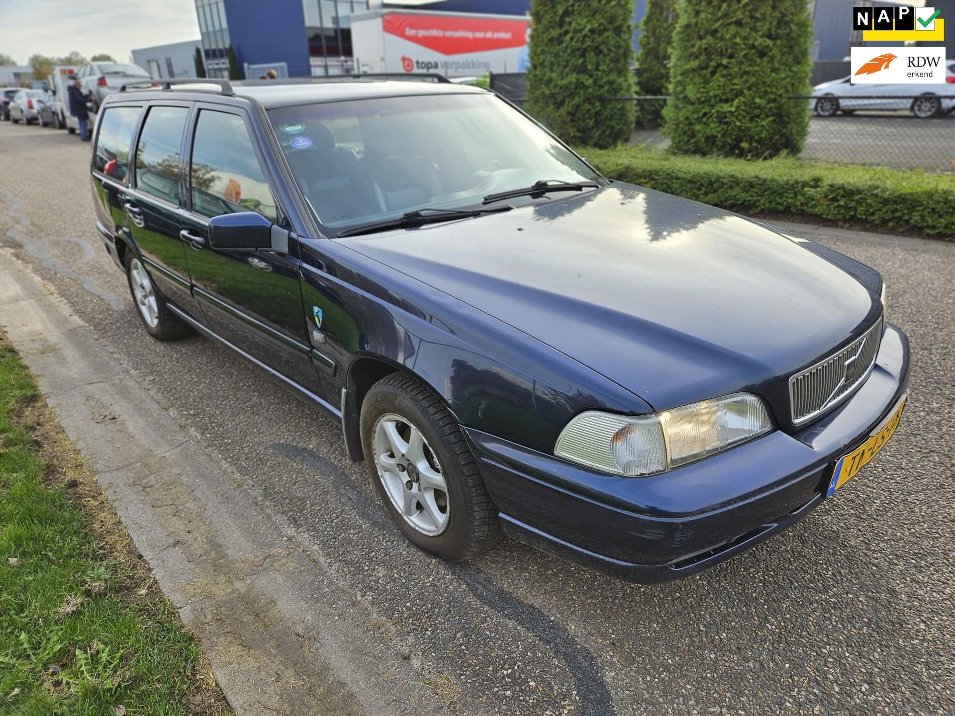 Volvo V70 2.5 Sports-Line/LPG-G3/Airco/LM Velgen/Inruiler, Gebruikt, Verwarmde buitenspiegels, Blauw, 1600 kg