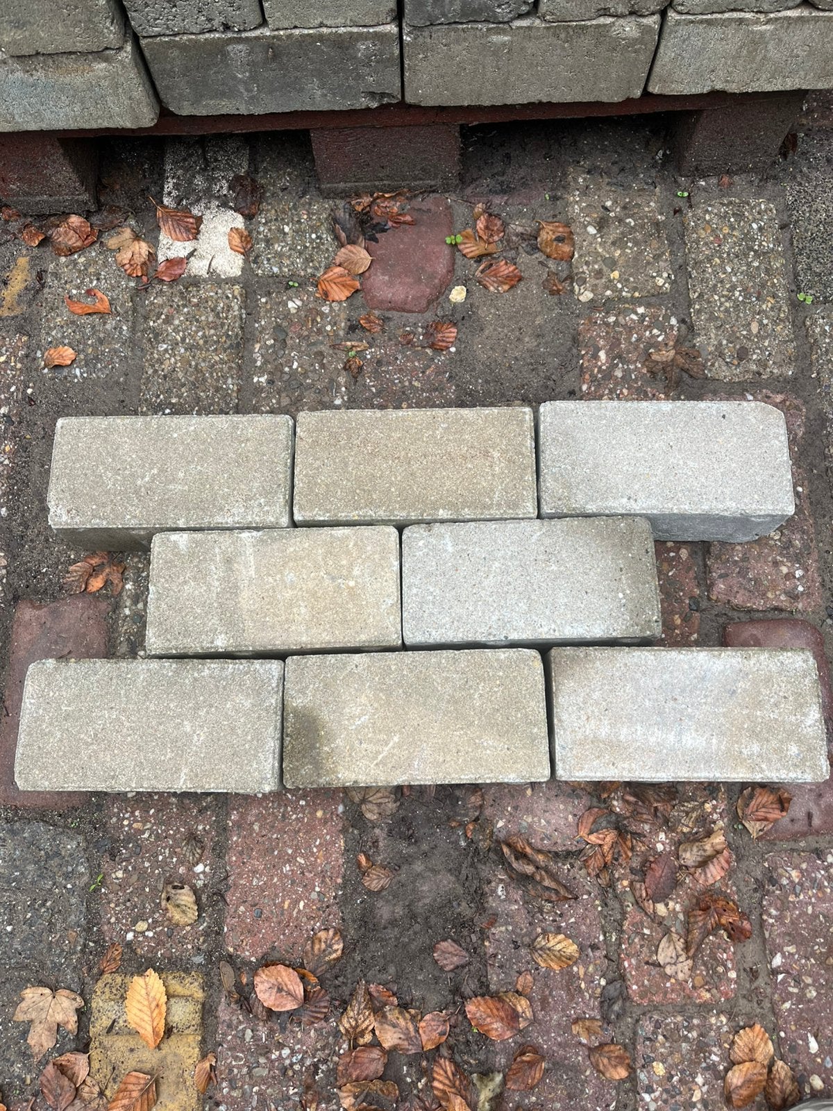 Betonklinkers grijs gebruikt. Gebruikte betonklinkers., Ophalen of Verzenden, Zo goed als nieuw, Beton, Klinkers