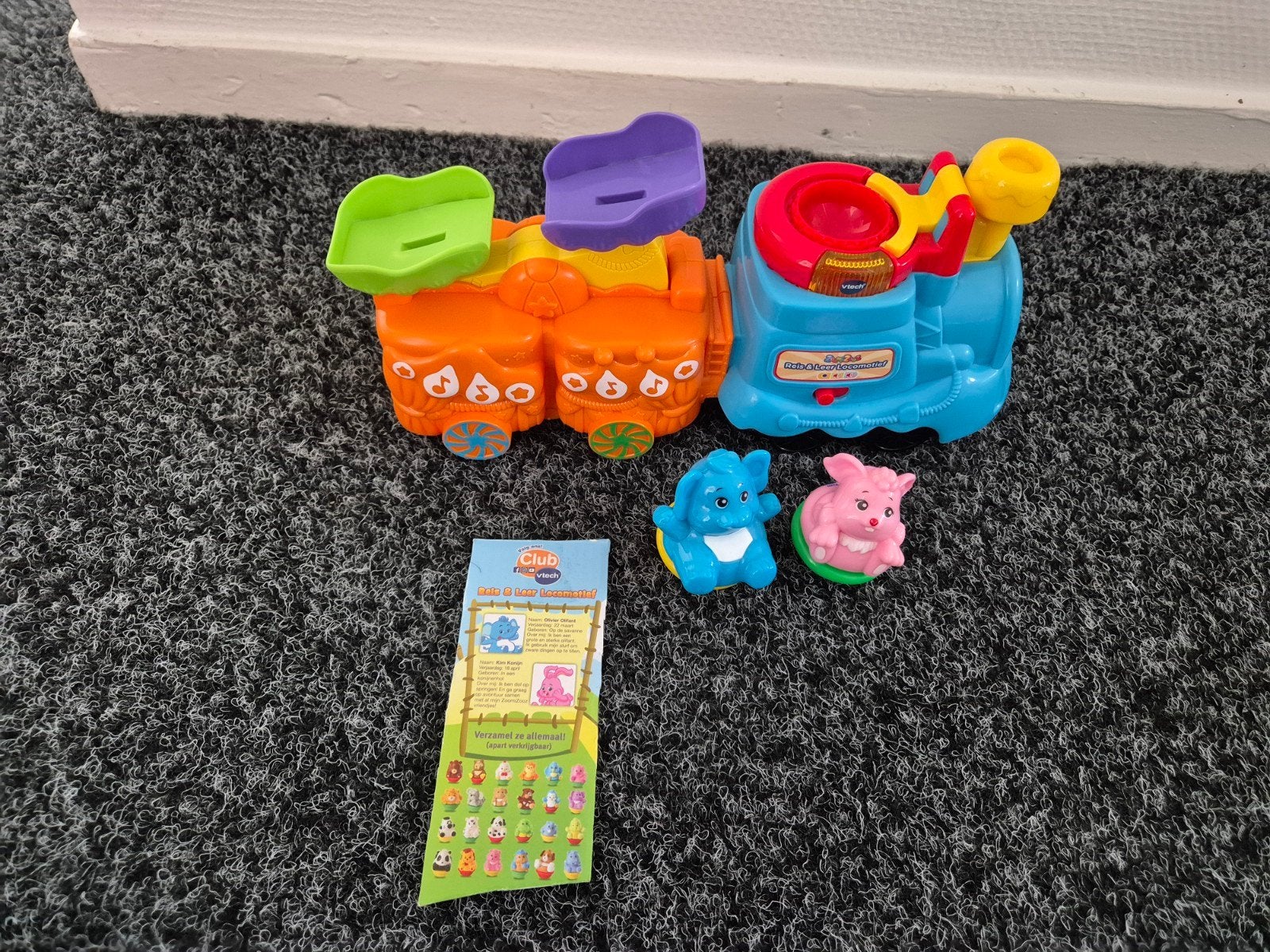 VTech ZoomiZooz Reis en Leer Locomotief + 2 ZoomiZooz, Ophalen, Zo goed als nieuw, Ontdekken, Met geluid