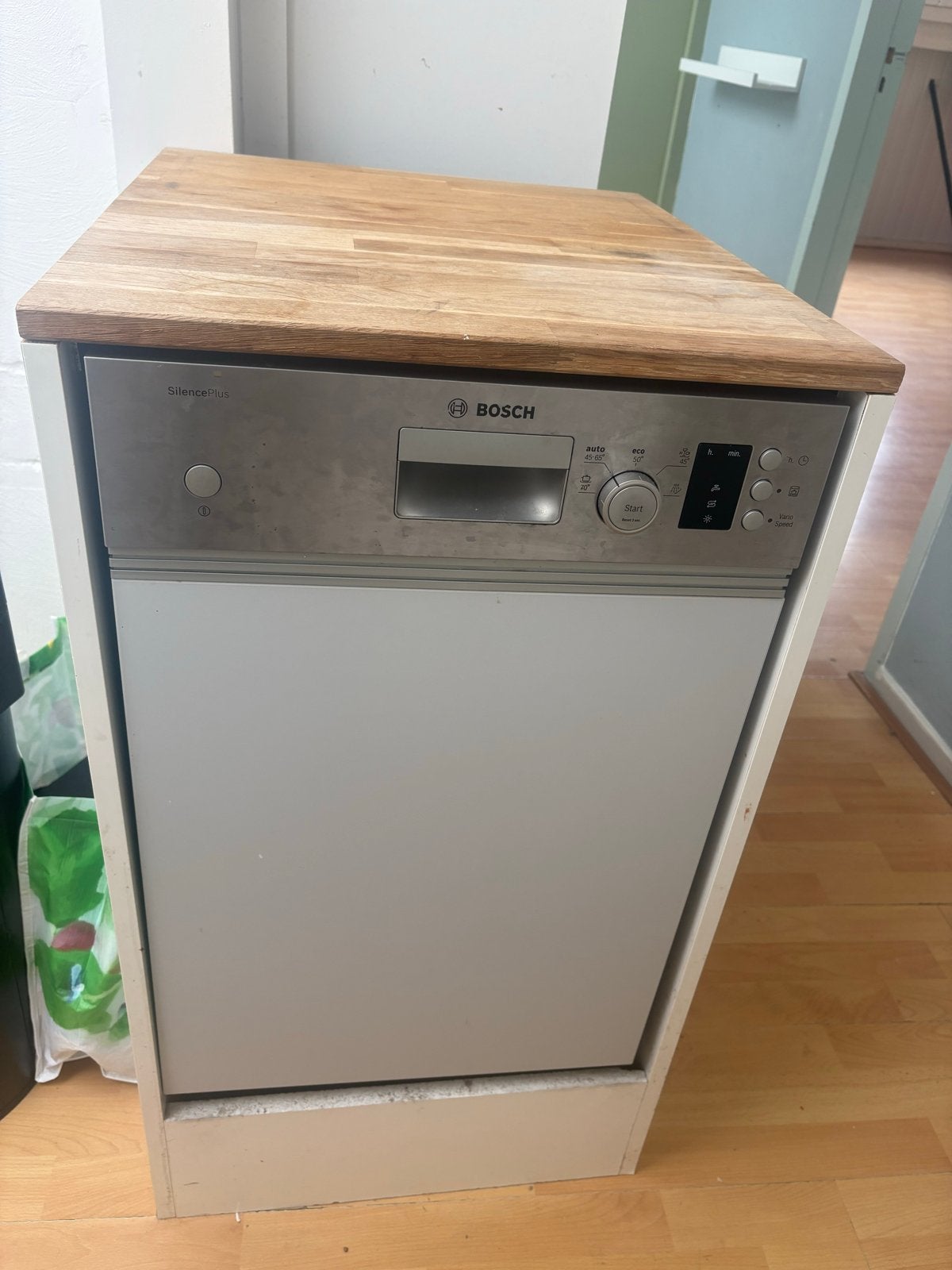 Compacte Bosch SilencePlus vaatwasser, klein model, Witgoed en Apparatuur, Vaatwasmachines, Ophalen, Gebruikt, Minder dan 45 cm