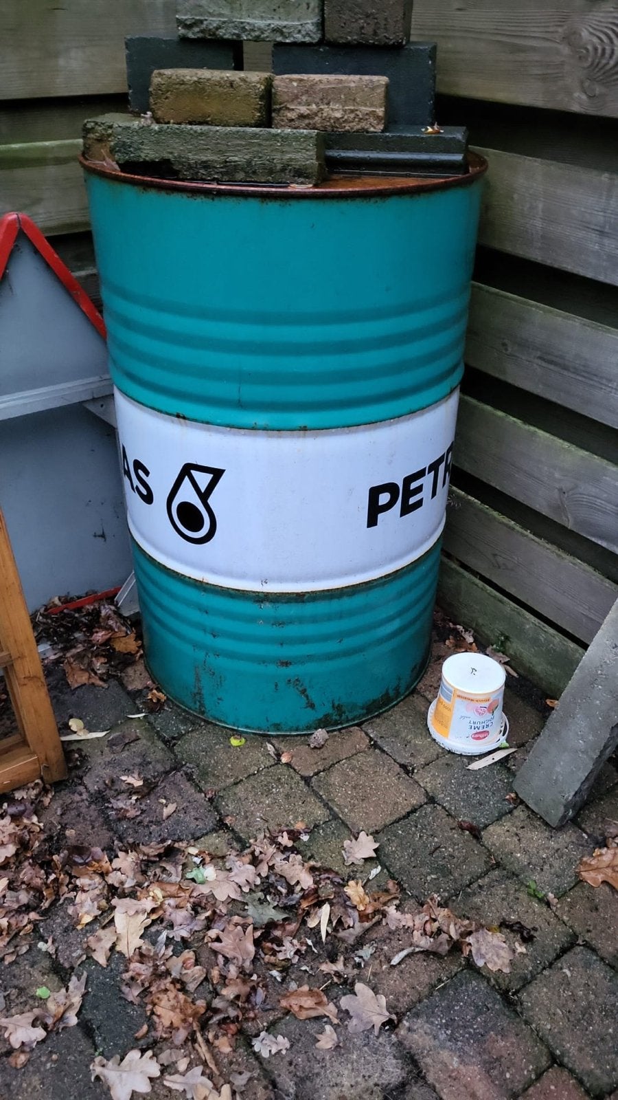 Decoratieve Olievat - Petronas Design, Groen, Gebruikt, Ophalen of Verzenden, Metaal
