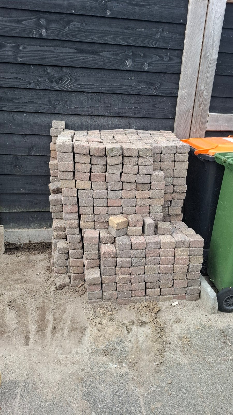 GRATIS stapel koppelstone, Ophalen, Gebruikt, Bakstenen