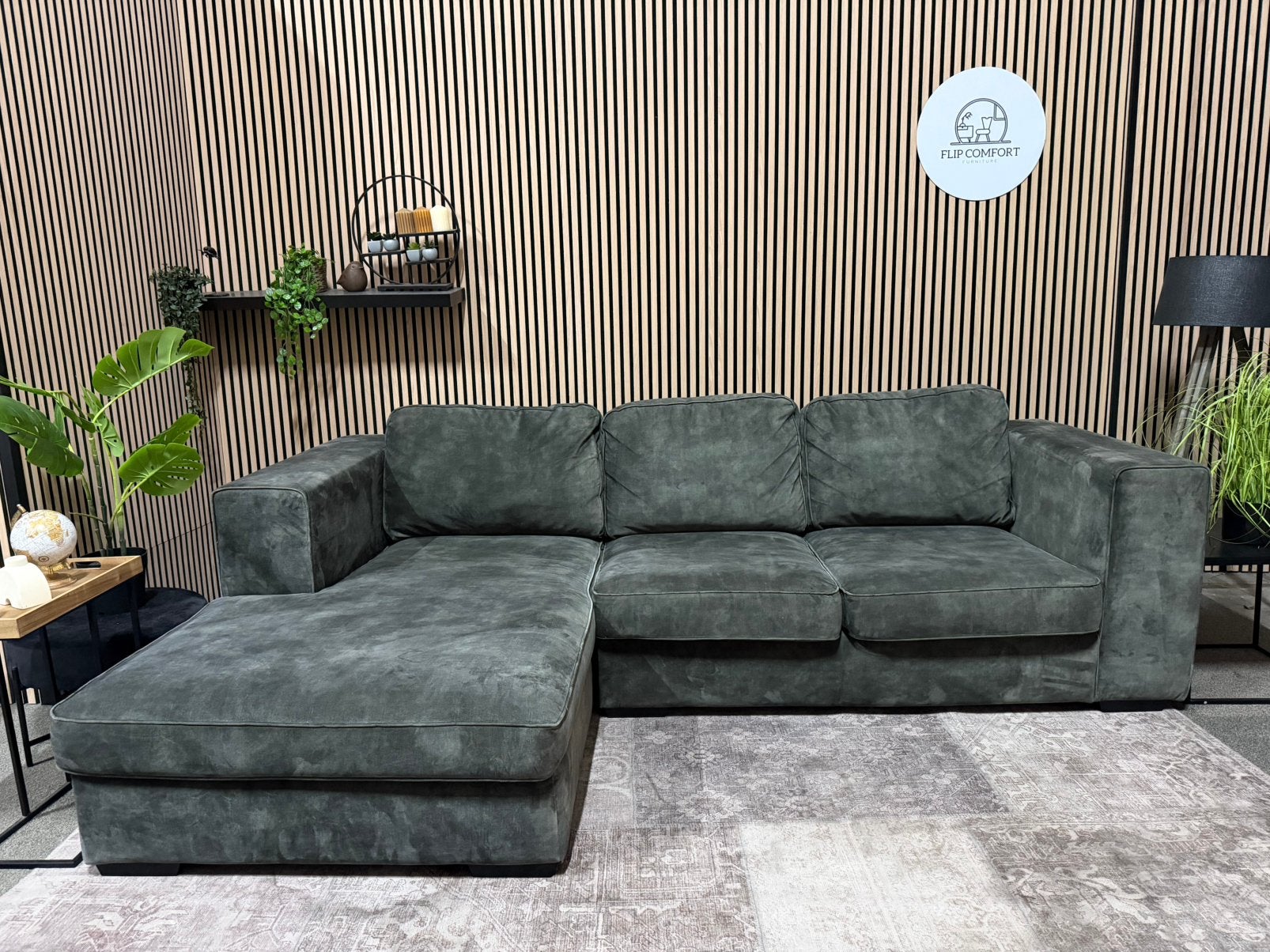 “GRATIS LEVERING” Velvet groene hoekbank! 275x175, 250 tot 300 cm, Hoekbank, Ophalen of Verzenden, Zo goed als nieuw