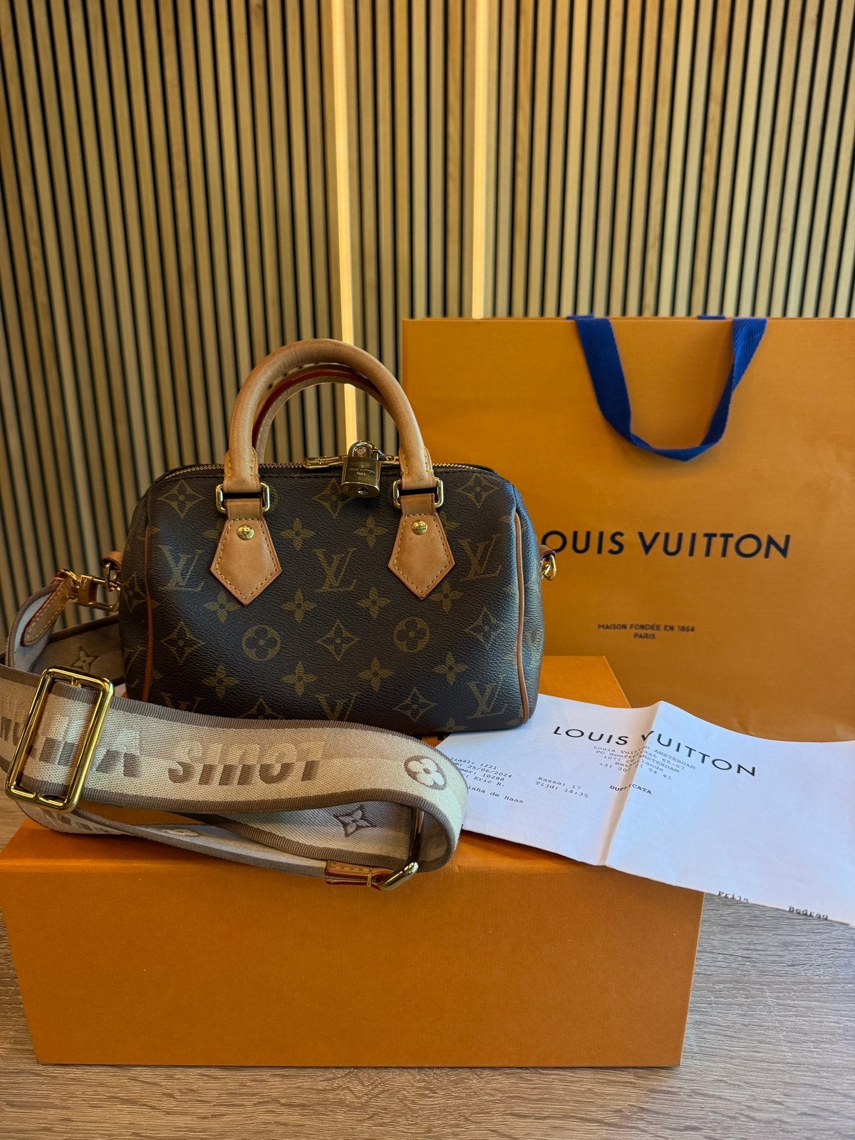 Louis Vuitton Speedy Bandoulière 20 Monogram van 06/2024, Lv lv, Bruin, Overige typen, Ophalen of Verzenden