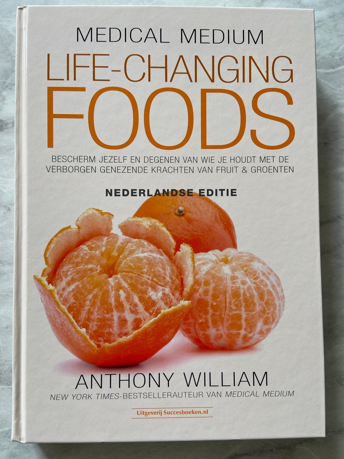Medical Medium Life-Changing Foods - Anthony William, Ophalen of Verzenden, Zo goed als nieuw, Dieet en Voeding