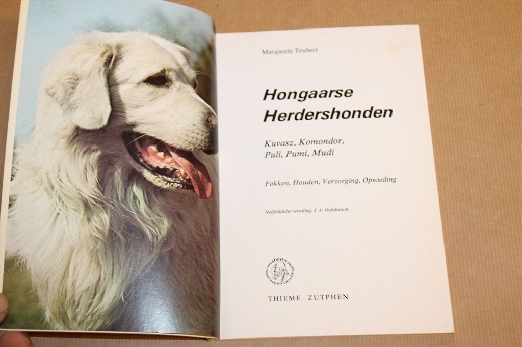Hongaarse Herdershonden — Kuvasz, Komondor, Puli & Meer, Ophalen of Verzenden, Gelezen, Honden