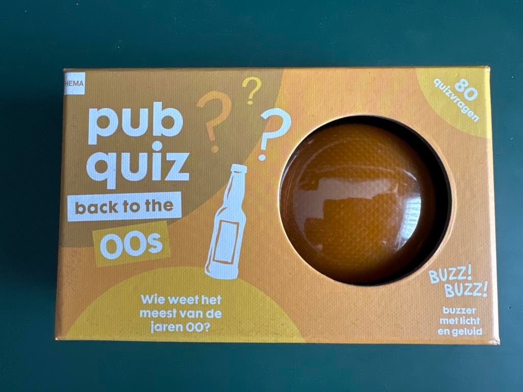 HEMA Pub Quiz Back to the 00s, Hobby en Vrije tijd, Gezelschapsspellen | Bordspellen, Drie of vier spelers, Ophalen of Verzenden