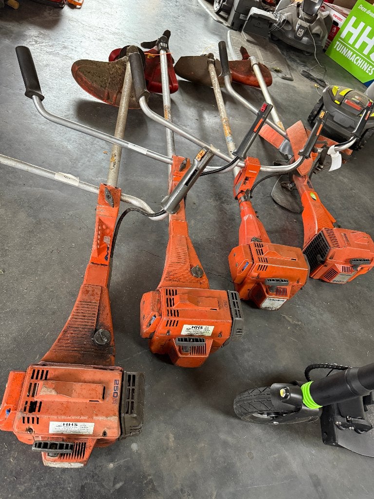 husqvarna 250 r bosmaaiers , de ouderwets degelijke, Tuin en Terras, Bosmaaiers, Benzine, Ophalen of Verzenden, Zo goed als nieuw