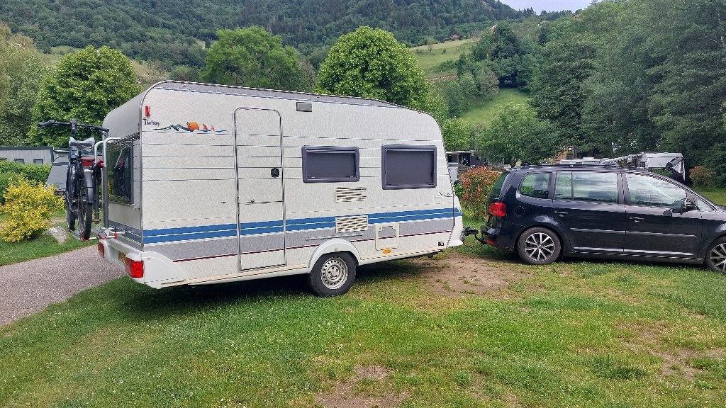 Caravan Hobby 400 KB de Luxe, Caravans en Kamperen, Caravans, Standaardzit, Hobby, 750 - 1000 kg, Particulier