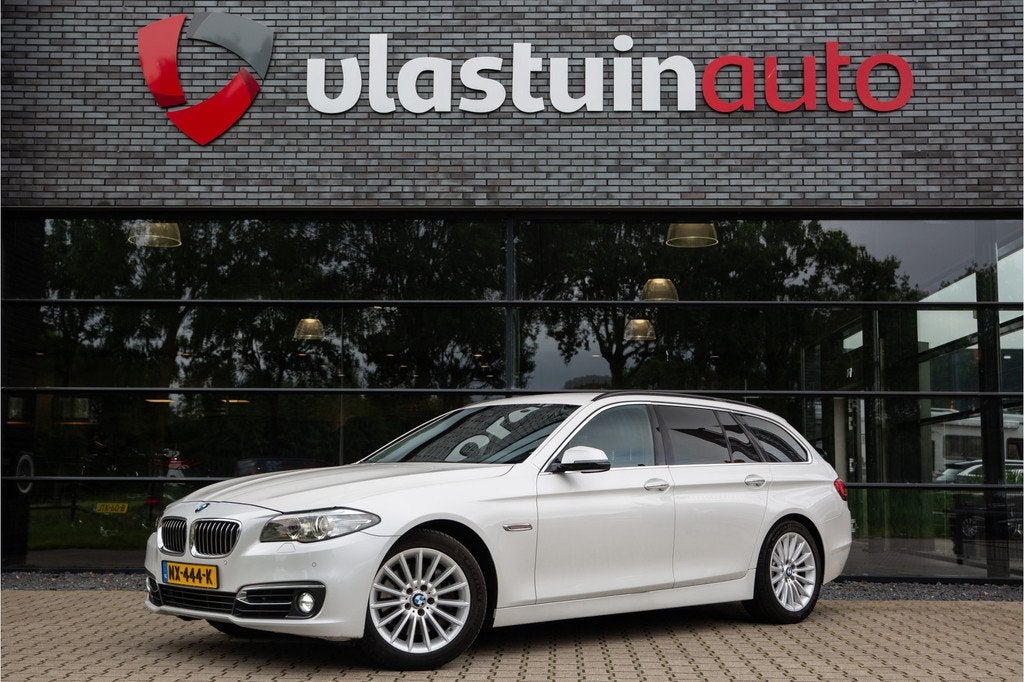 BMW 5 Serie Touring 530d High Executive , Trekhaak, Head-up, Auto's, Automaat, Achterwielaandrijving, Gebruikt, 2993 cc