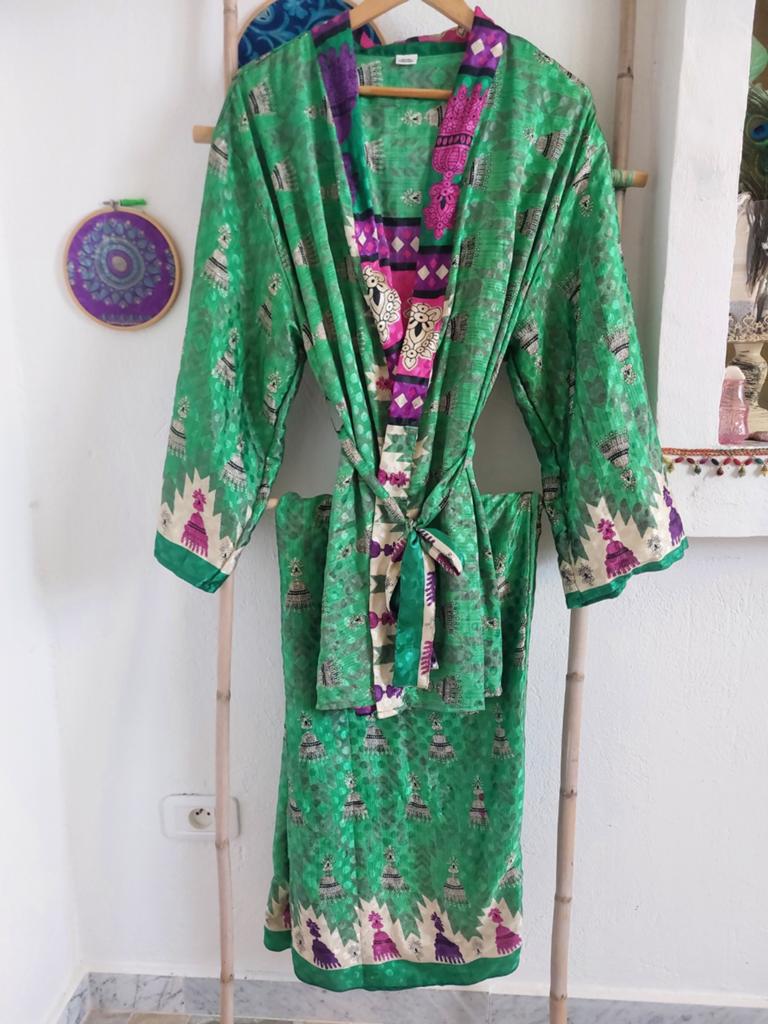 Prachtige kimono set, maat M/L, India, Ophalen of Verzenden, Nieuw
